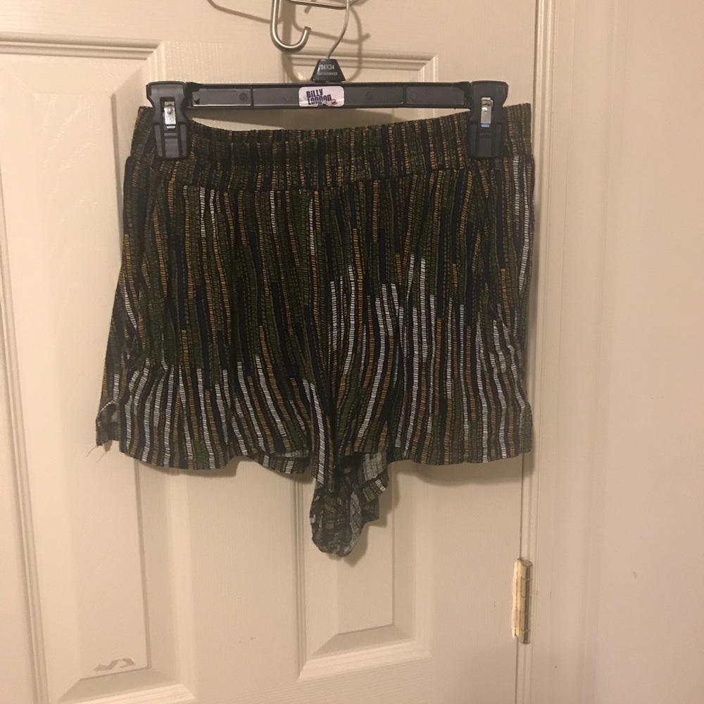 H&M pattern shorts